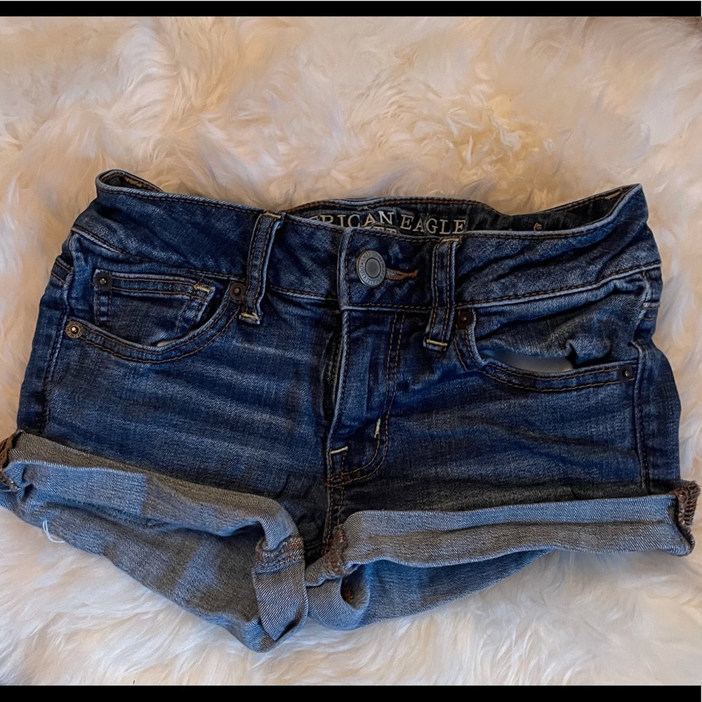 American Eagle Shorts Size 00 - good condition